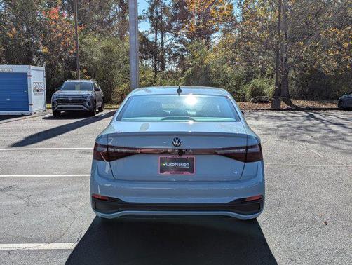 2026 Volkswagen Jetta 1.4T SE