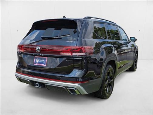 2024 Volkswagen Atlas 2.0T SE w/Technology 4MOTION