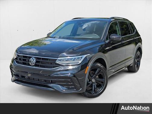 2024 Volkswagen Tiguan 2.0T SE R-Line Black