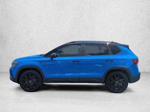 Cornflower Blue w/Deep Black Roof 2025 Volkswagen Taos 1.5T SE Black
