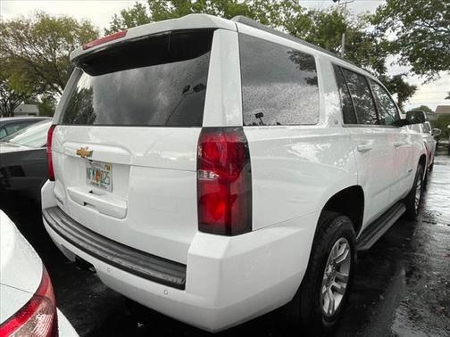 Photo 4 of 5 of 2020 Chevrolet Tahoe LT