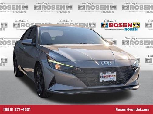 2023 Hyundai ELANTRA SEL