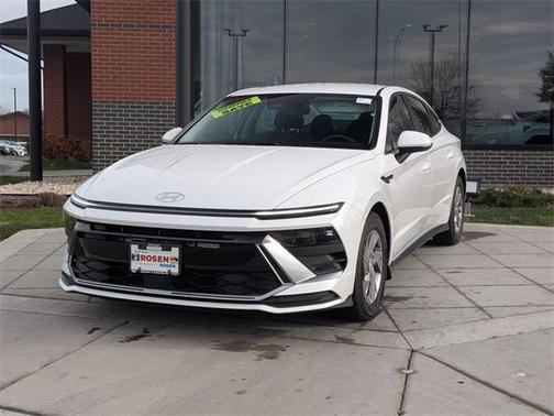 2025 Hyundai SONATA SE