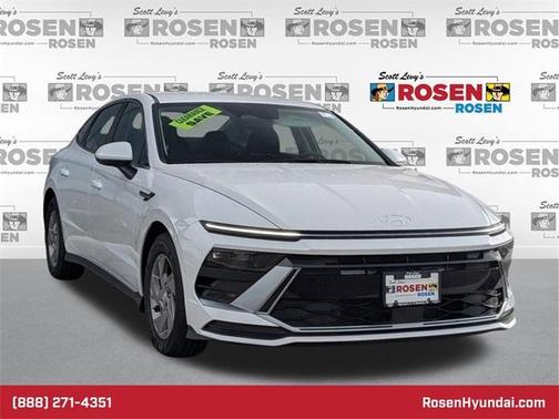 2025 Hyundai SONATA SE