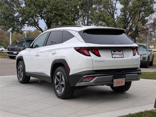 2025 Hyundai TUCSON SEL