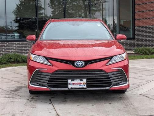 2024 Toyota Camry Hybrid XLE