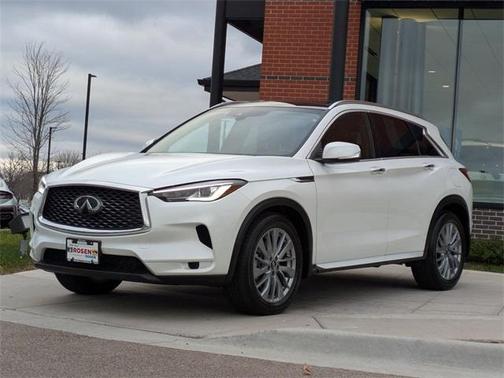 2025 INFINITI QX50 Luxe