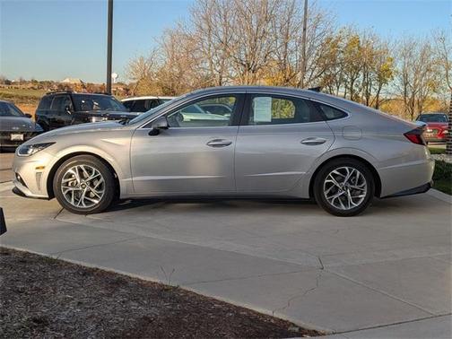 2023 Hyundai SONATA SEL