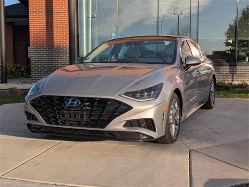2023 Hyundai SONATA SEL