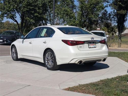 2024 INFINITI Q50 LUXE