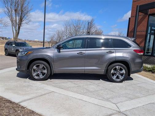 2018 Toyota Highlander Limited Platinum