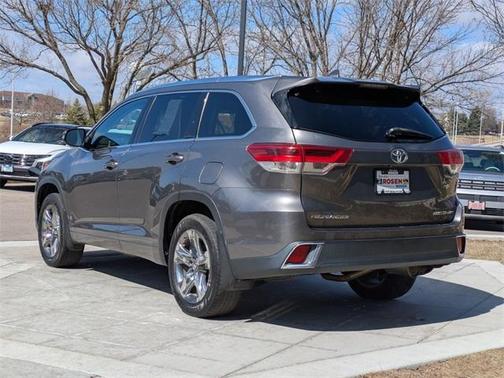 2018 Toyota Highlander Limited Platinum