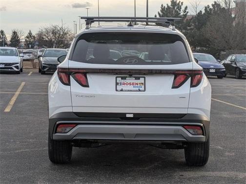 2025 Hyundai TUCSON SEL