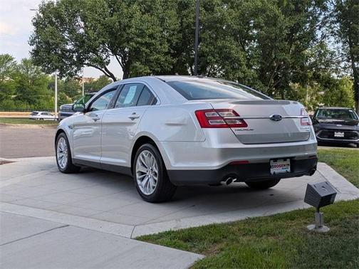 2018 Ford Taurus Limited
