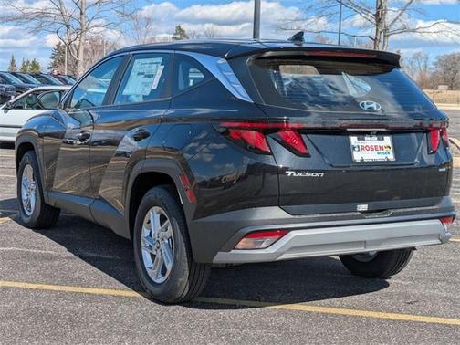 2025 Hyundai TUCSON SE