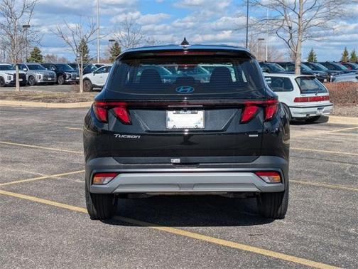 2025 Hyundai TUCSON SE
