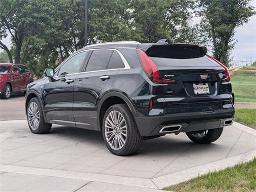 2025 Cadillac XT4 Premium Luxury
