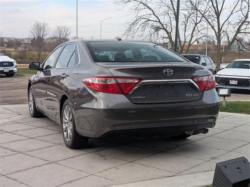 2015 Toyota Camry Hybrid LE