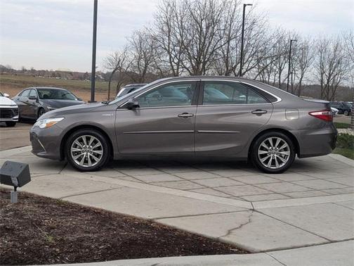 2015 Toyota Camry Hybrid LE
