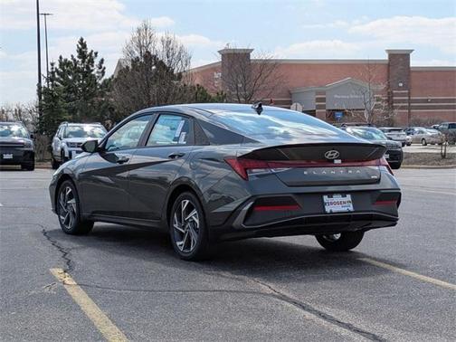 2025 Hyundai ELANTRA HEV SEL Sport
