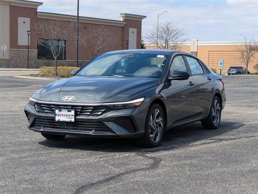 2025 Hyundai ELANTRA HEV SEL Sport