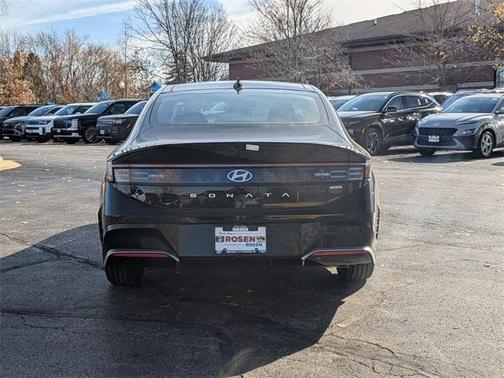 2026 Hyundai SONATA Hybrid SEL