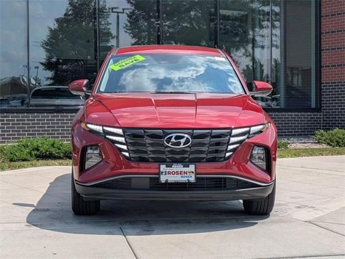 2024 Hyundai TUCSON SE