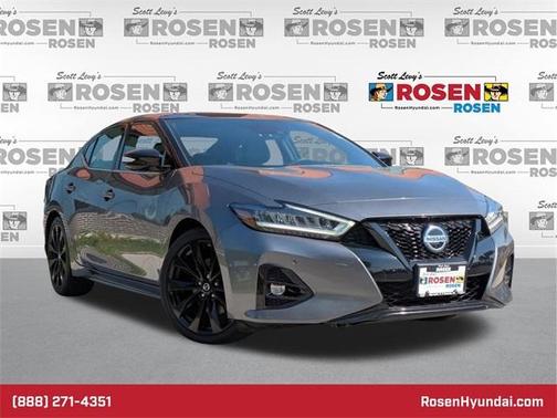 2021 Nissan Maxima SR