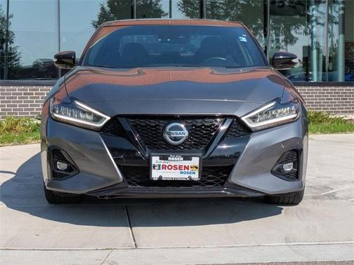 2021 Nissan Maxima SR