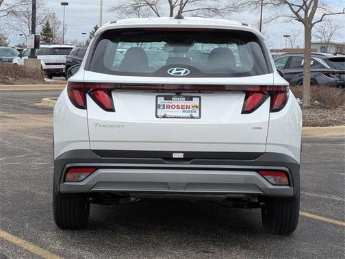 2025 Hyundai TUCSON SE