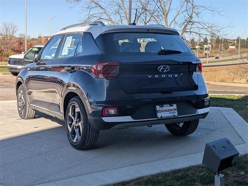 2023 Hyundai VENUE Limited