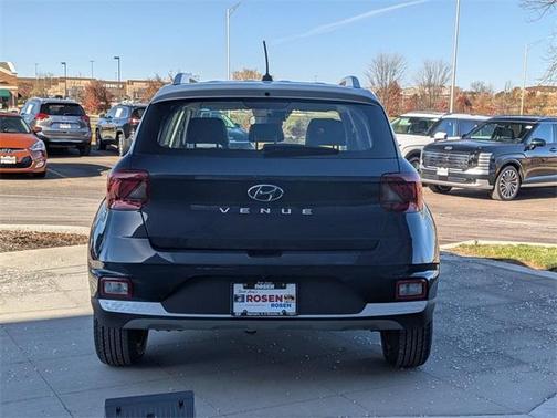 2023 Hyundai VENUE Limited