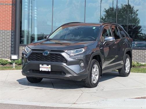 2021 Toyota RAV4 Hybrid XLE