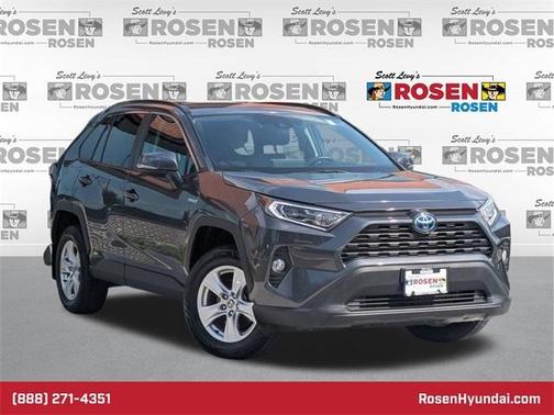 2021 Toyota RAV4 Hybrid XLE
