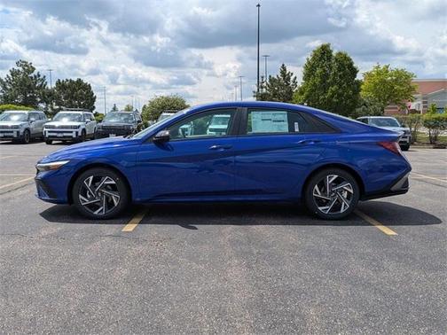 2025 Hyundai ELANTRA SEL Sport