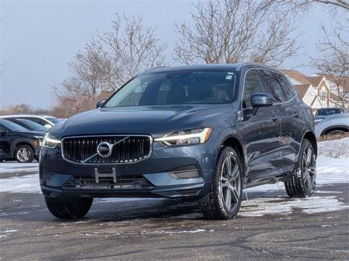 2020 Volvo XC60 T5 Momentum