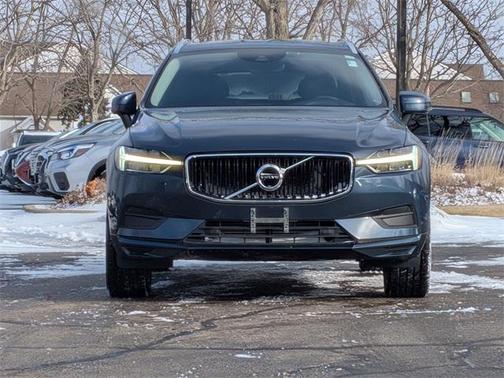 2020 Volvo XC60 T5 Momentum