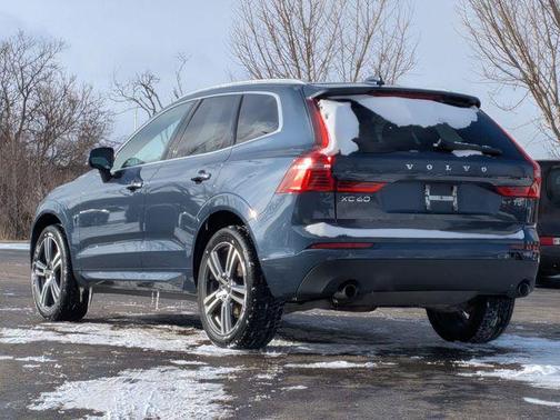 2020 Volvo XC60 T5 Momentum