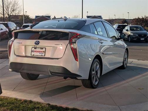 2017 Toyota Prius Four Touring