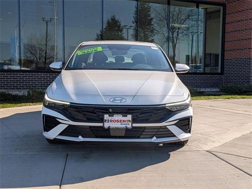 2025 Hyundai ELANTRA SEL Convenience