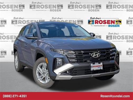 2026 Hyundai TUCSON SE