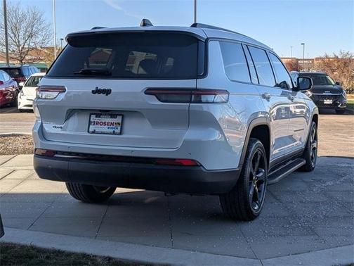2023 Jeep Grand Cherokee L Laredo