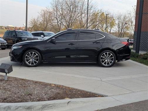 2017 Acura TLX V6 w/Advance Package