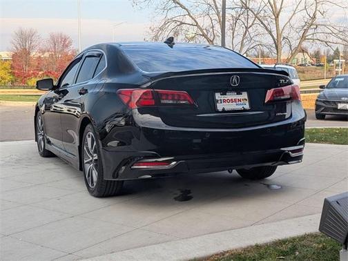 2017 Acura TLX V6 w/Advance Package