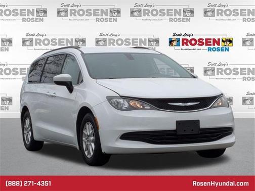 2017 Chrysler Pacifica LX