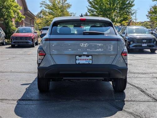 2026 Hyundai KONA SE