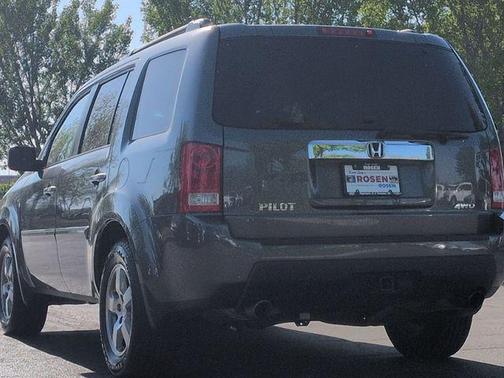 Polished Metal Metallic 2011 Honda Pilot EX-L w/ Navigation