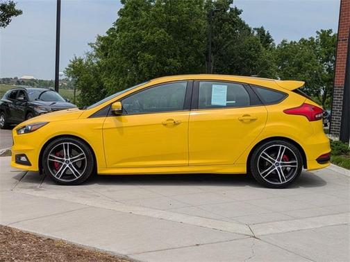 2017 Ford Focus ST Base