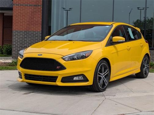 2017 Ford Focus ST Base