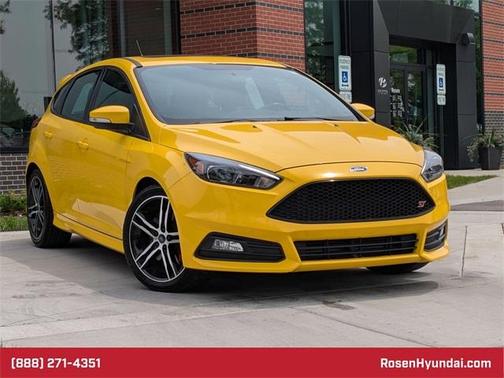 2017 Ford Focus ST Base